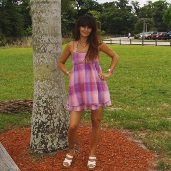 !💕posh ambassador💕Adrienne - Picture 7 of 12